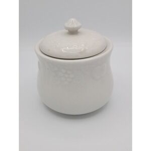 Gibson China White Sugar Bowl Embossed‎ Fruit 90s with Lid, 4" dia x 4.5" tall